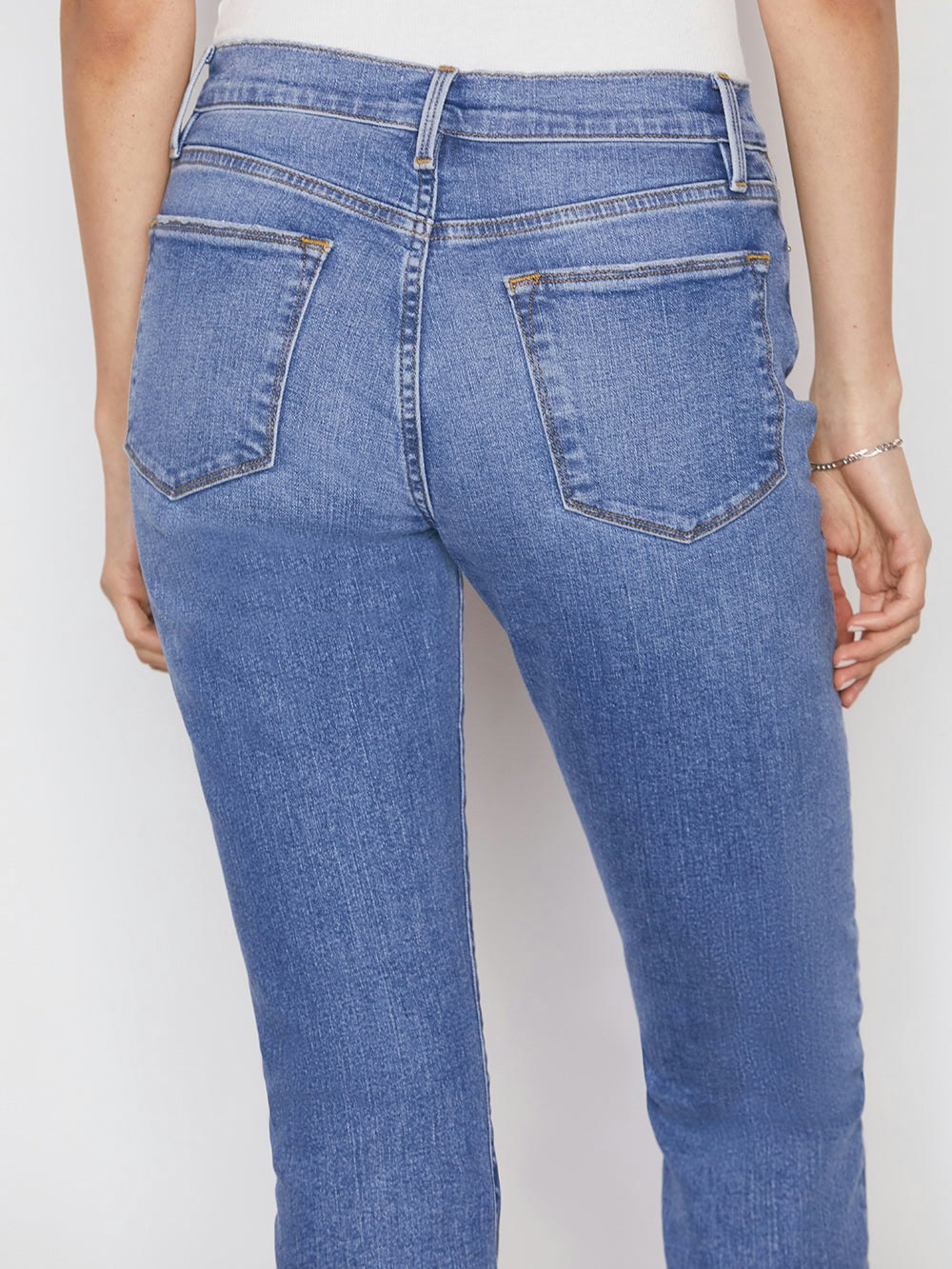 jeans back detail view alt:fit2